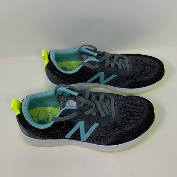 New Balance Fresh Foam Arishi v3 Athletic Shoes - Picture 2 of 5